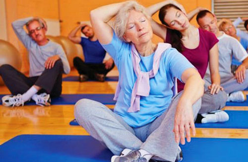 Khóa học Yoga dành tặng sinh nhật mẹ Khóa học Yoga dành tặng sinh nhật mẹ