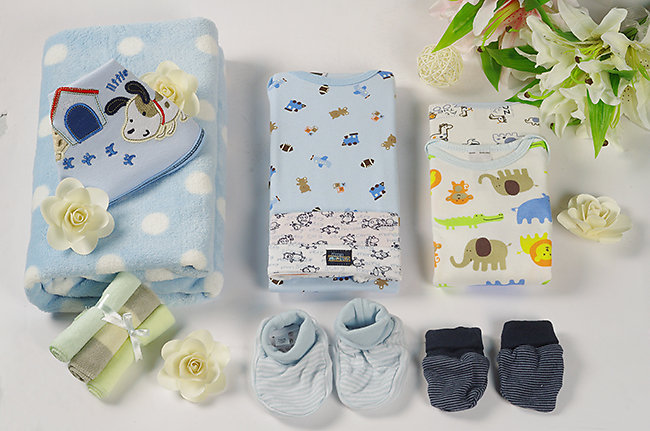 Quà tặng em bé đầy tháng vô cùng dễ thương, ý nghĩa