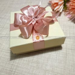Hộp quà nhỏ đựng trang sức, khăn HQ13 – Kích thước 10x10x3