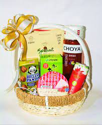 Chuẩn bị thêm ruy băng trang trí