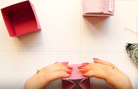 Bước 8 - Làm hộp quà đẹp Bước 8 - Làm hộp quà đẹp