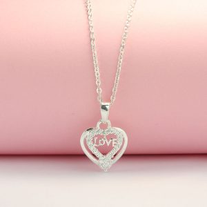 Dây chuyền tặng bạn gái