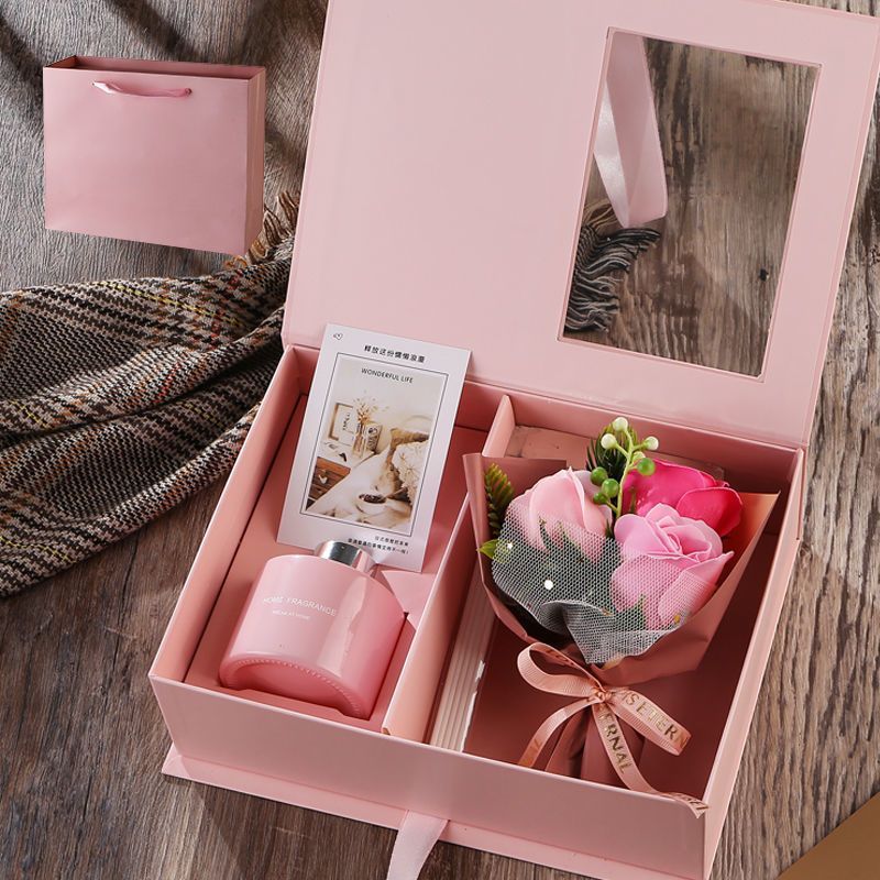 Set quà Tinh dầu thơm và Hoa