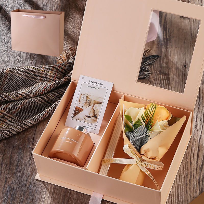 Set quà Tinh dầu thơm và Hoa